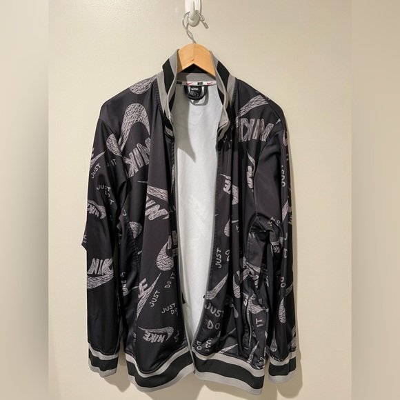 Nike Just Do It Varsity Bomber Jacket - Picture 2 of 6